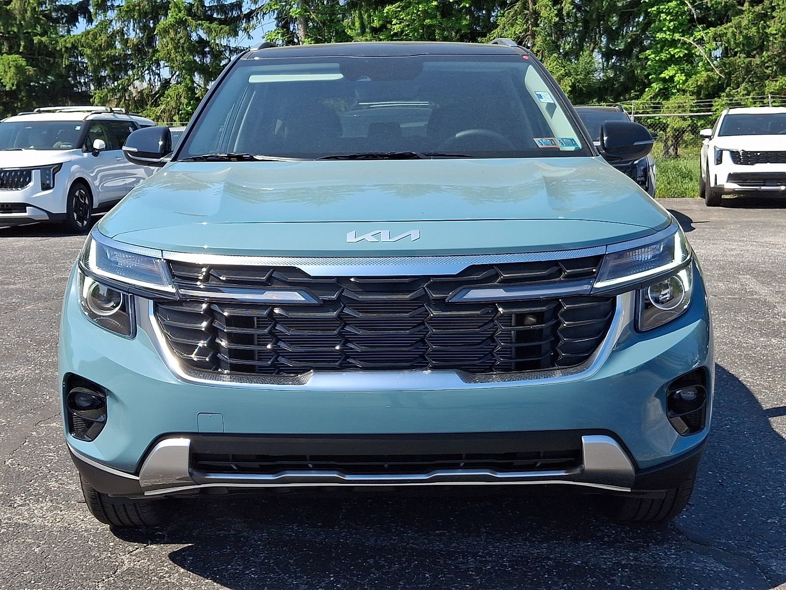 New 2026 Kia Seltos S AWD/4WD image 3