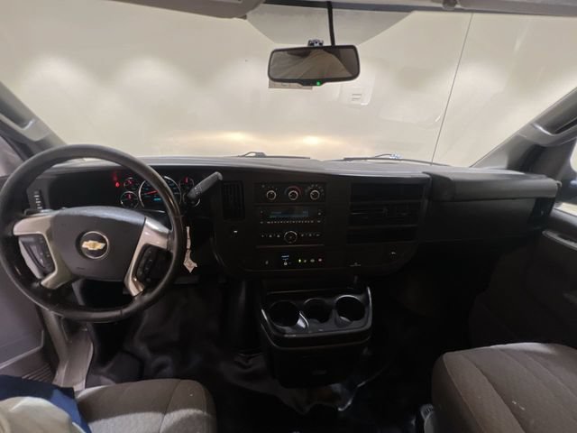 Used 2019 Chevrolet Express 3500 w/ Power Convenience Package RWD image 16