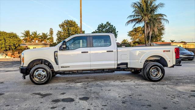 Used 2023 Ford F350 XL image 3