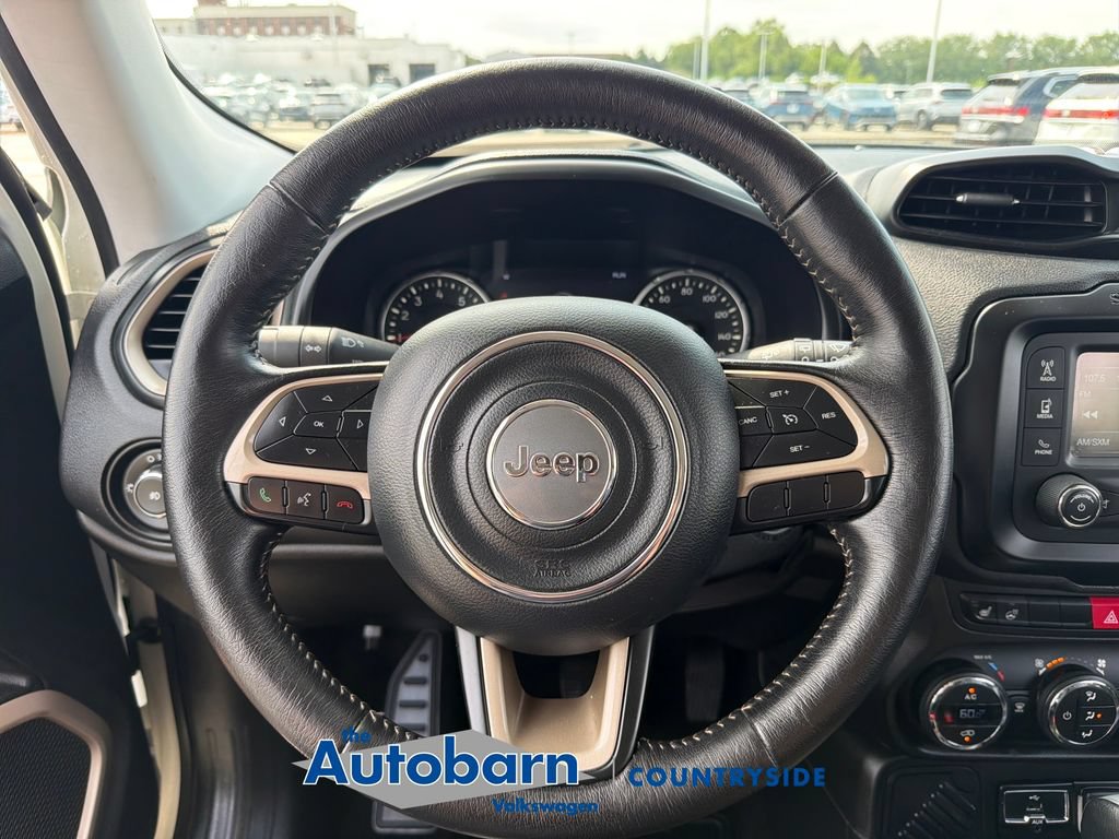 Used 2015 Jeep Renegade Limited FWD image 11
