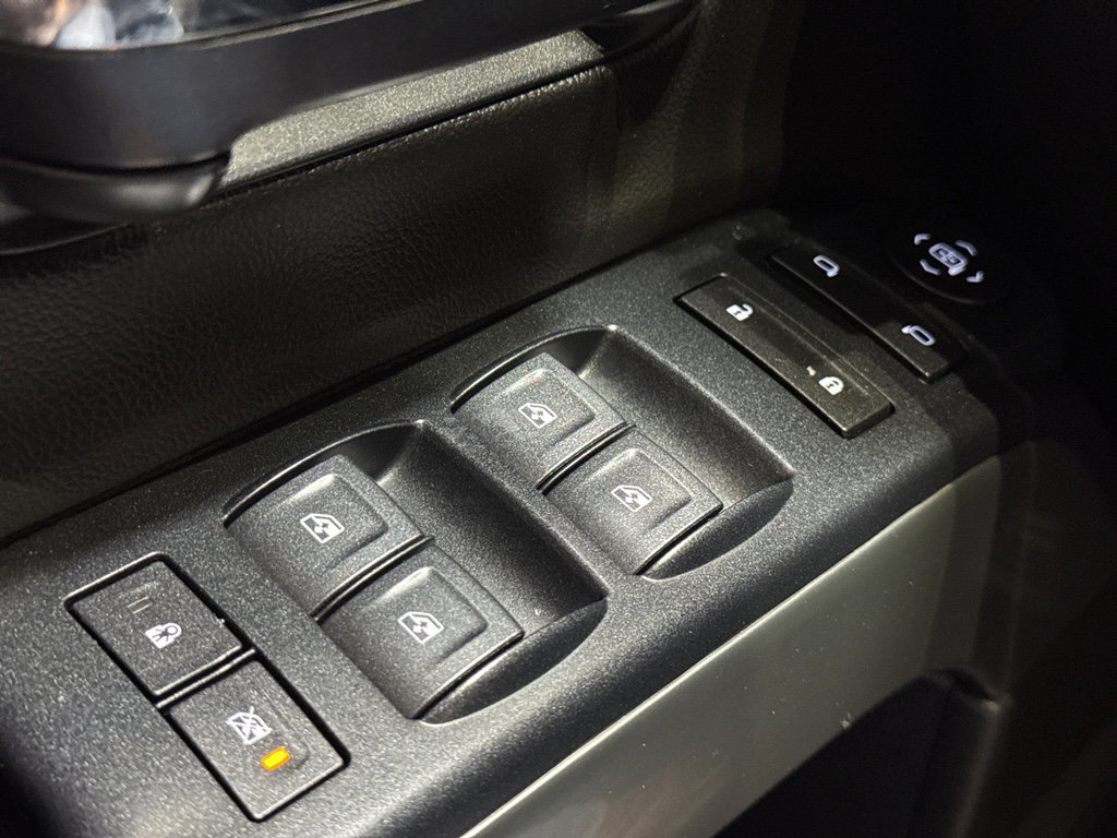 Used 2019 Chevrolet Silverado 1500 LT w/ All Star Edition image 30