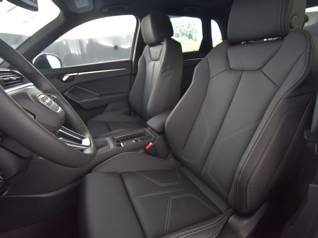 New 2025 Audi Q3 2.0T Premium image 13