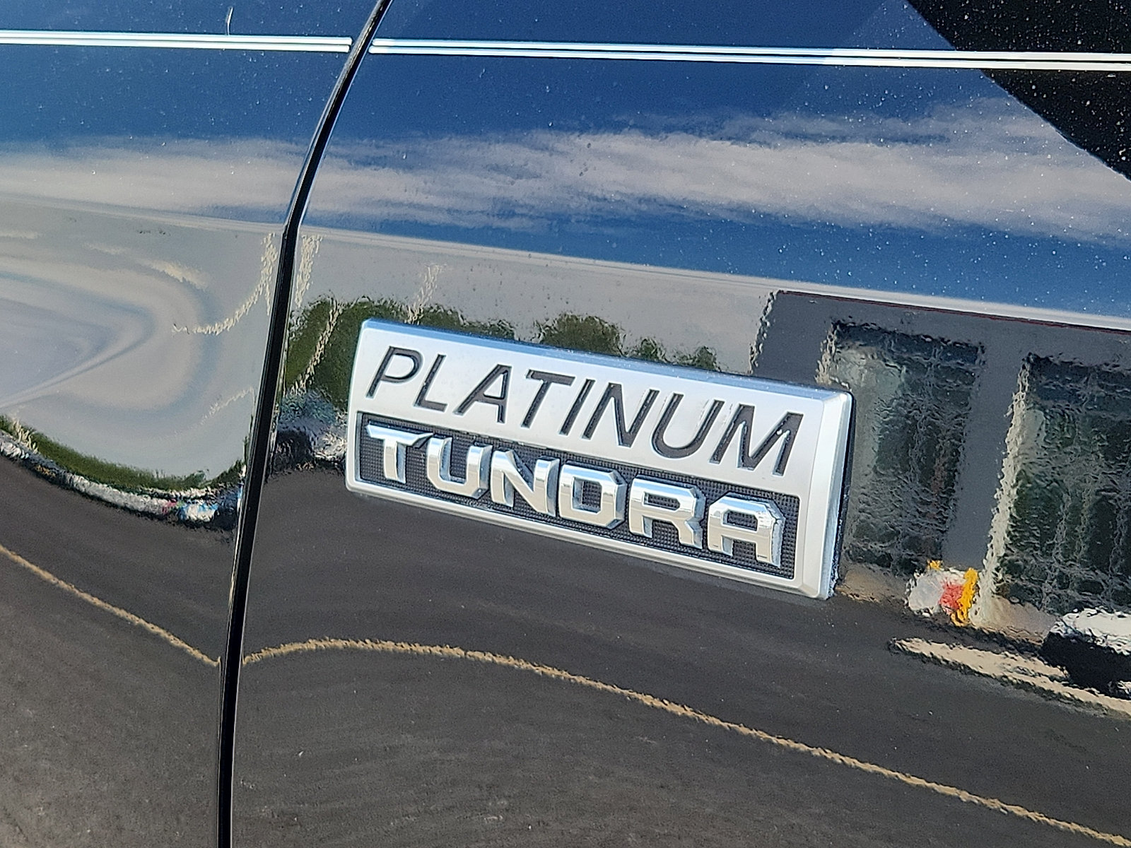 Used 2018 Toyota Tundra Platinum AWD/4WD image 36