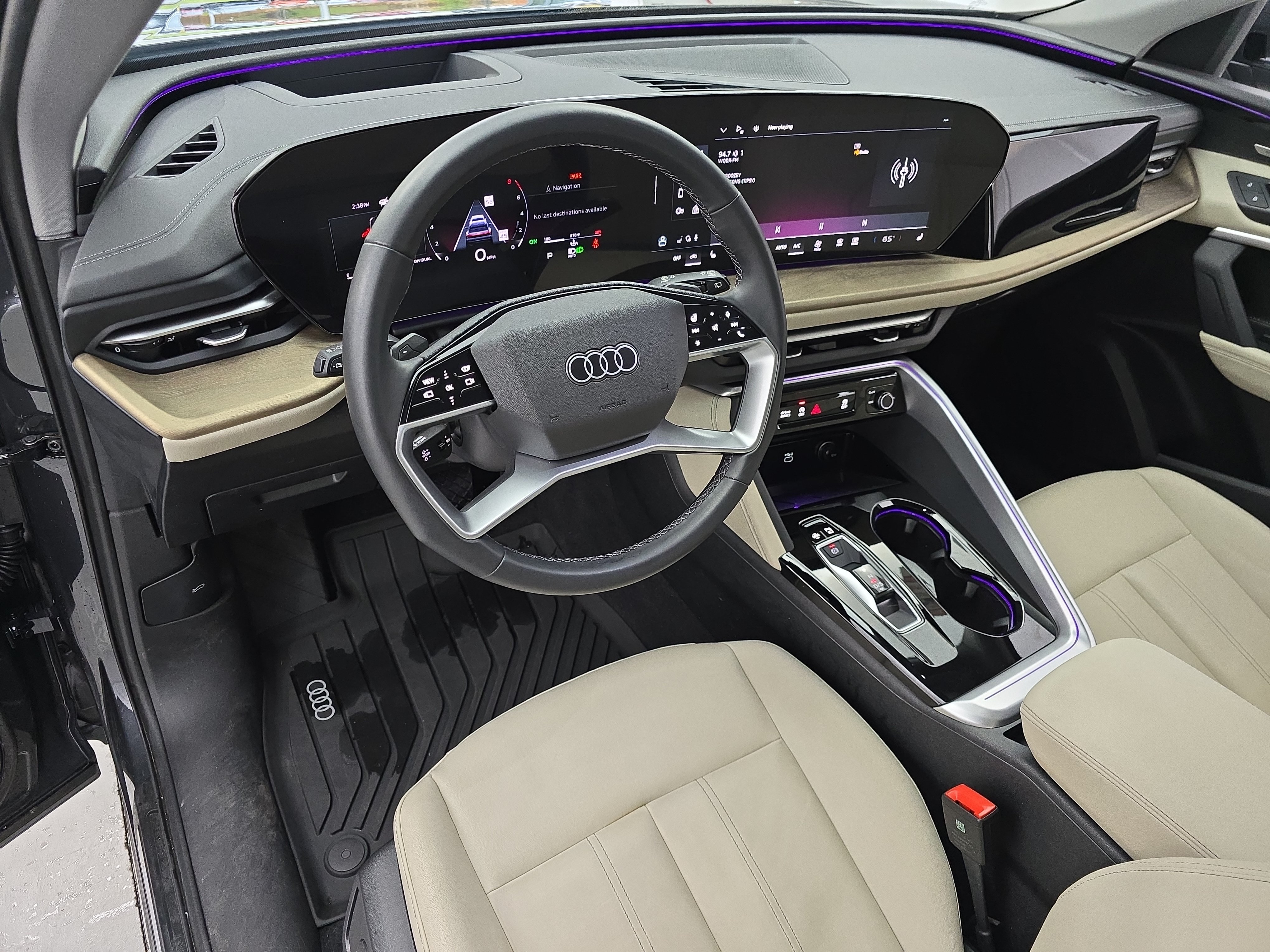 Used 2025 Audi Q5 Premium w/ Premium Plus AWD/4WD image 16