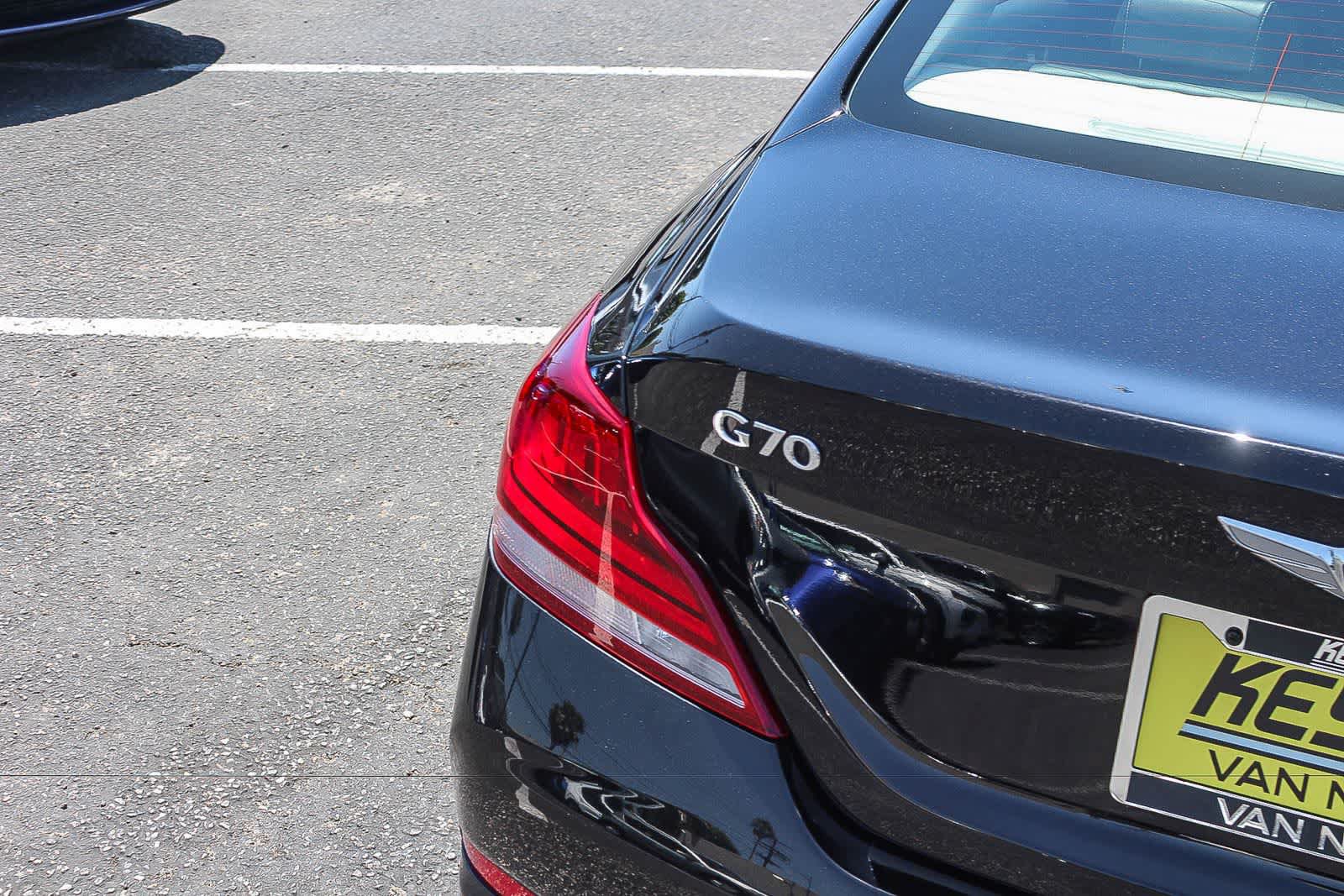 Used 2021 Genesis G70 2.0T RWD image 8