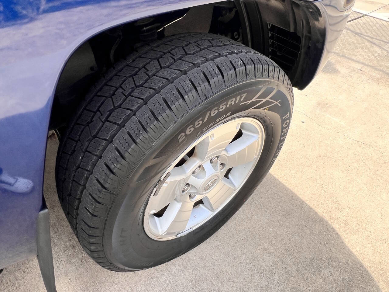 Used 2014 Toyota Tacoma PreRunner w/ TRD Sport Package image 34