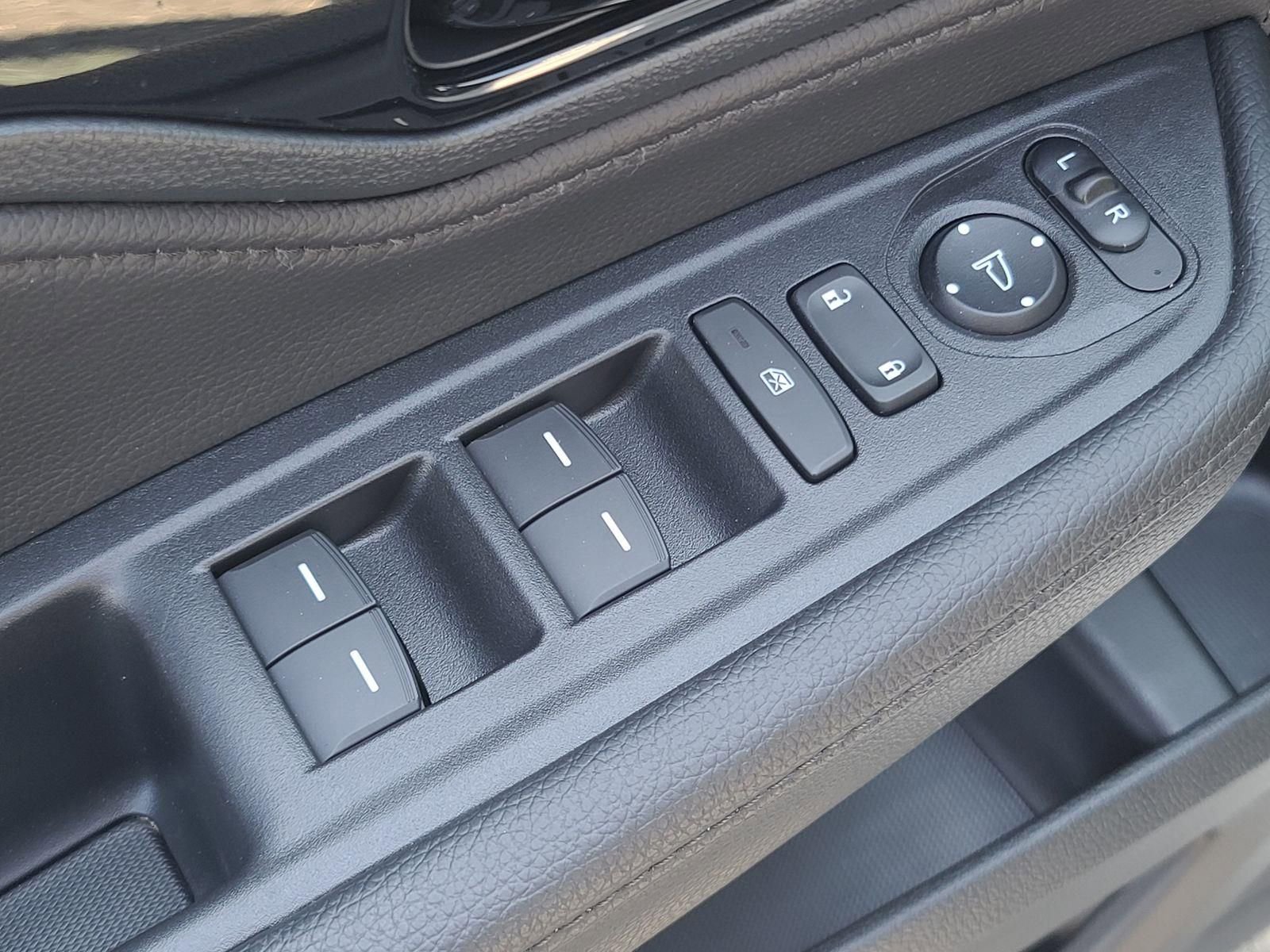 Used 2023 Honda Odyssey Touring image 10