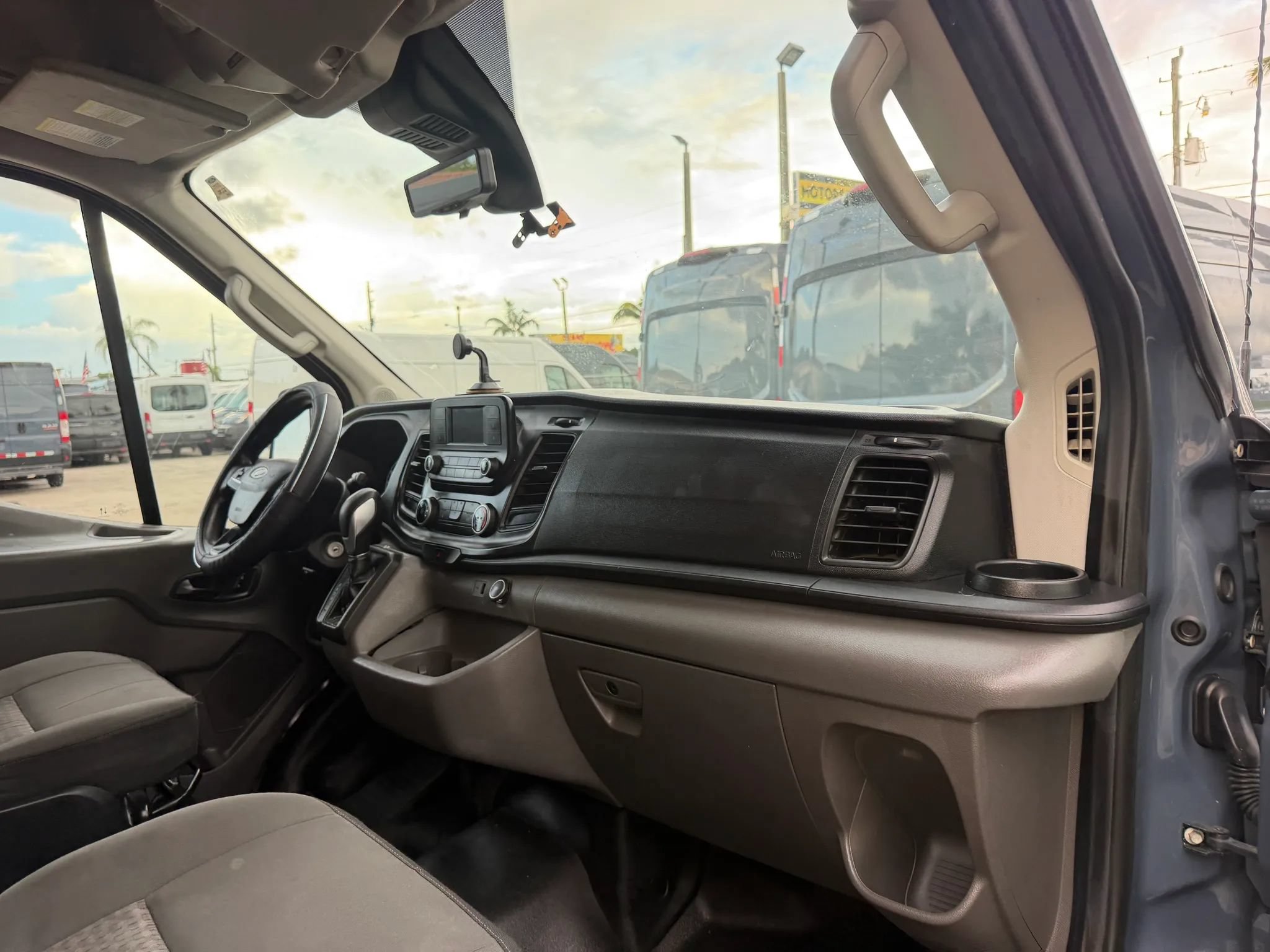 Used 2020 Ford Transit 250 148 High Roof Extended RWD image 16