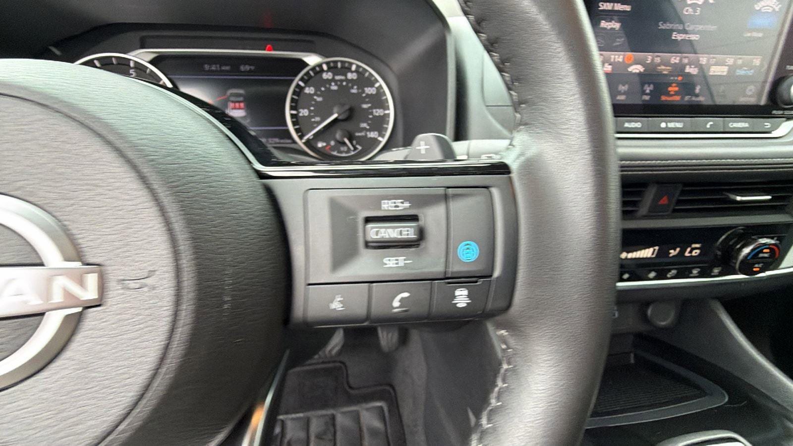 Used 2023 Nissan Rogue SV w/ SV Premium B Package FWD image 26