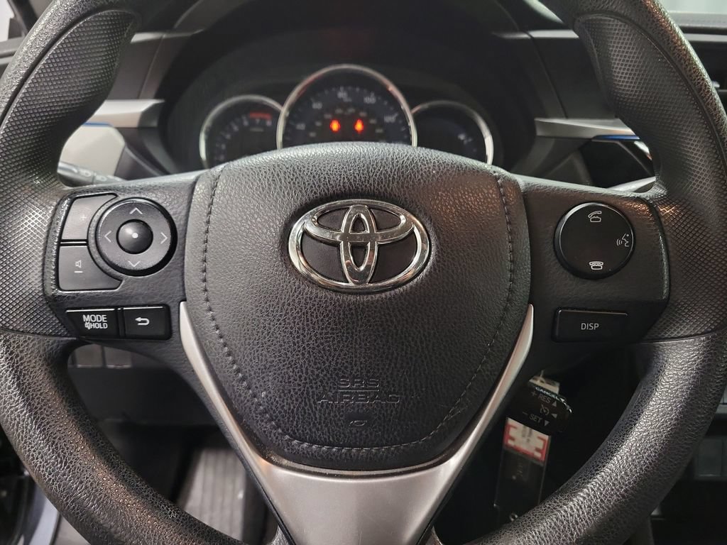 Used 2014 Toyota Corolla LE FWD image 21