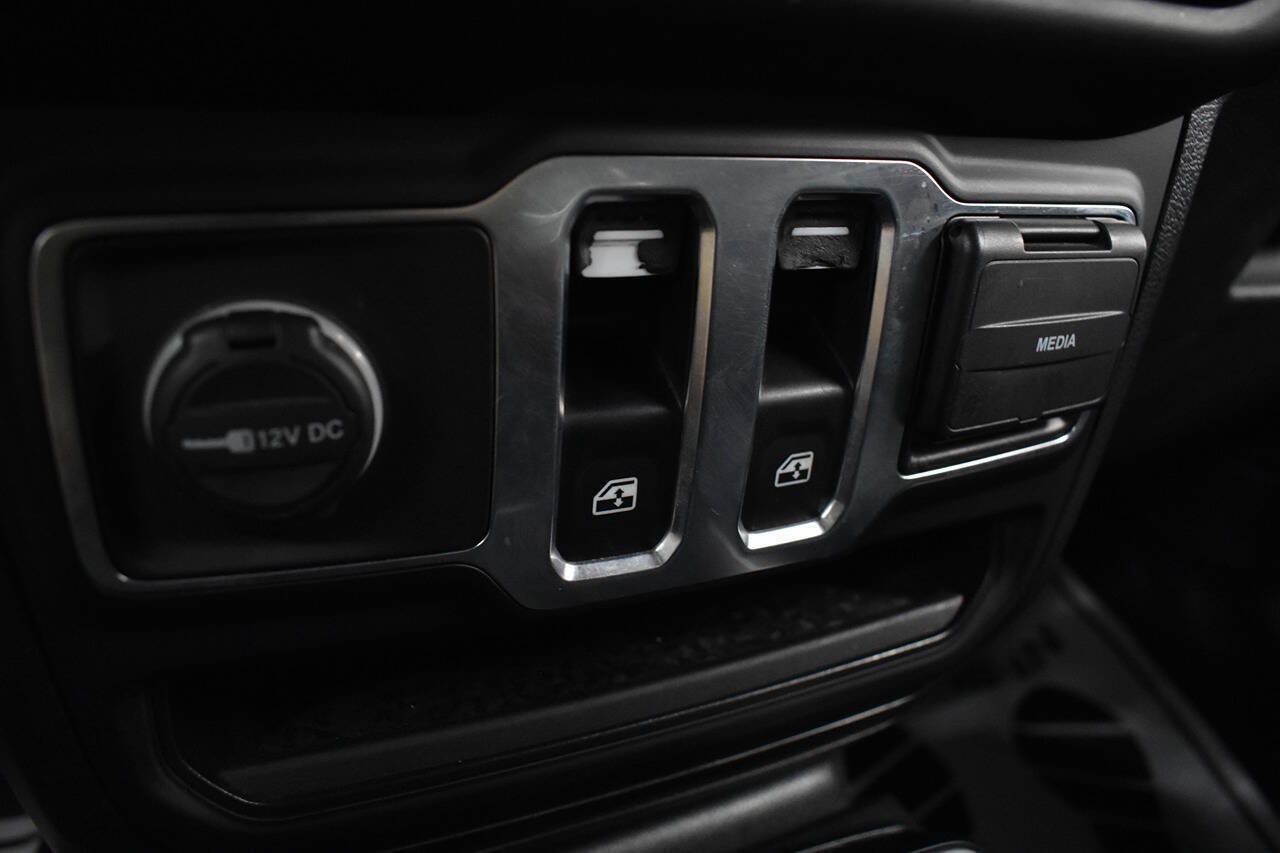 Used 2021 Jeep Wrangler Sport AWD/4WD image 17