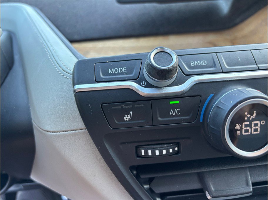 Used 2015 BMW i3 Range Extender Hatchback 4D image 27