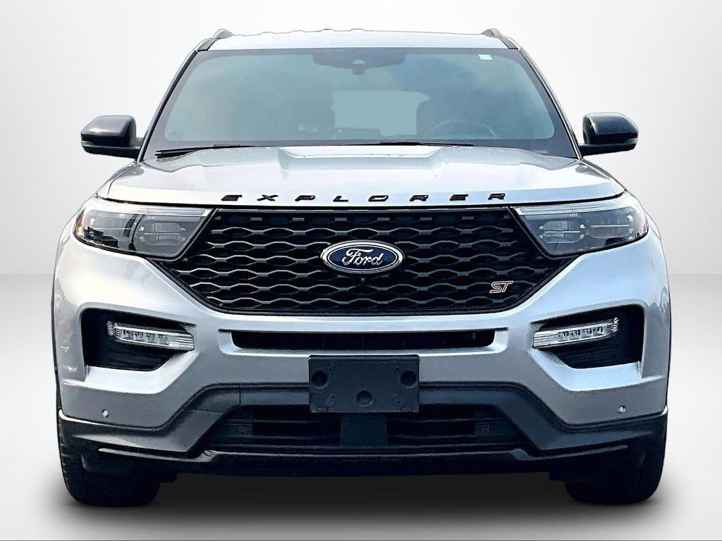 Used 2020 Ford Explorer ST w/ Premium Technology Package AWD/4WD image 3