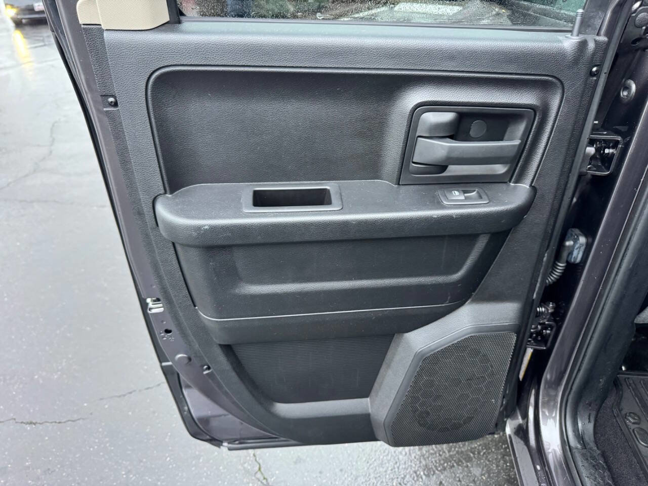 Used 2015 RAM 1500 Express image 14