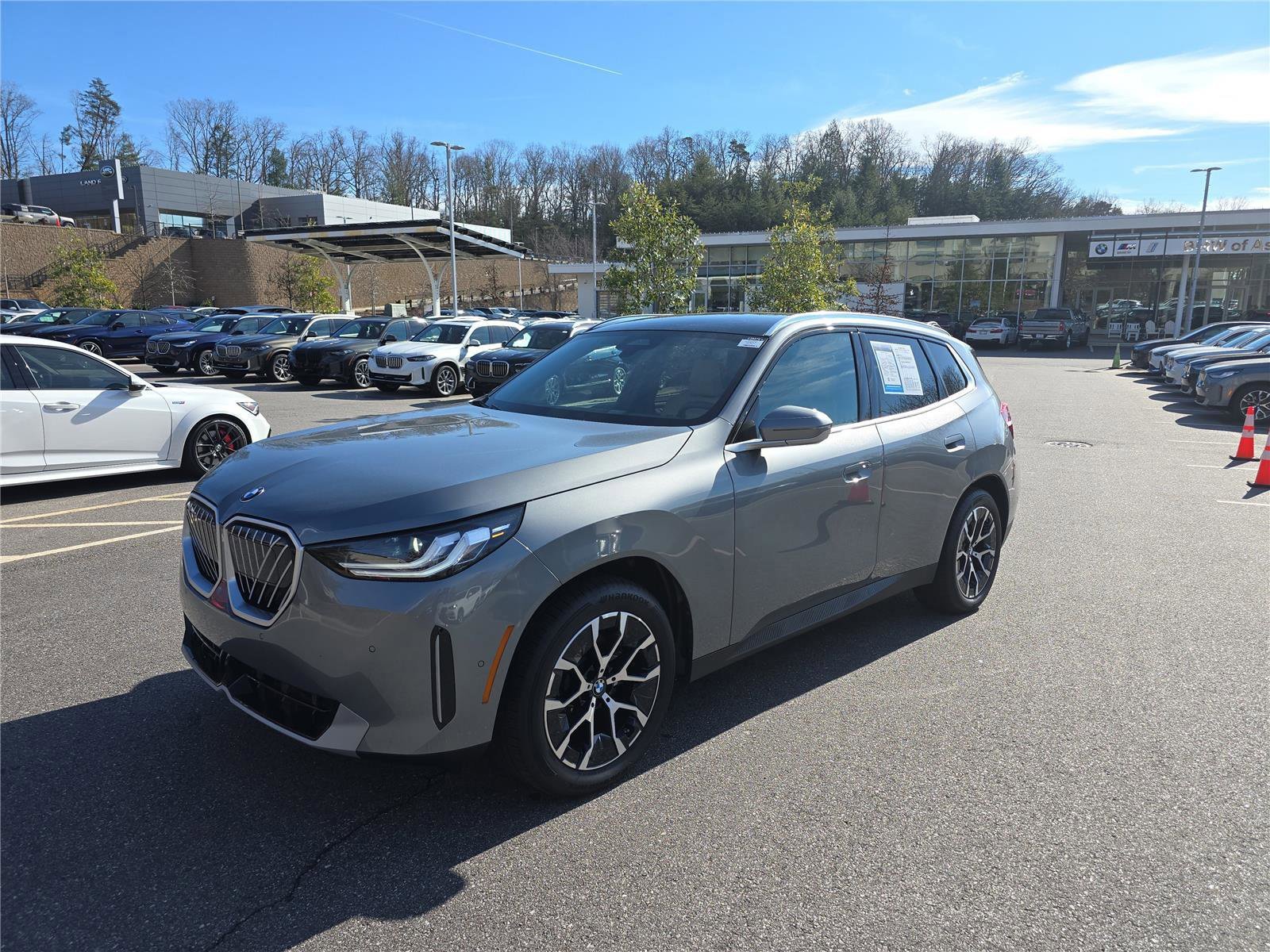 Used 2025 BMW X3 xDrive30i w/ Convenience Package image 9