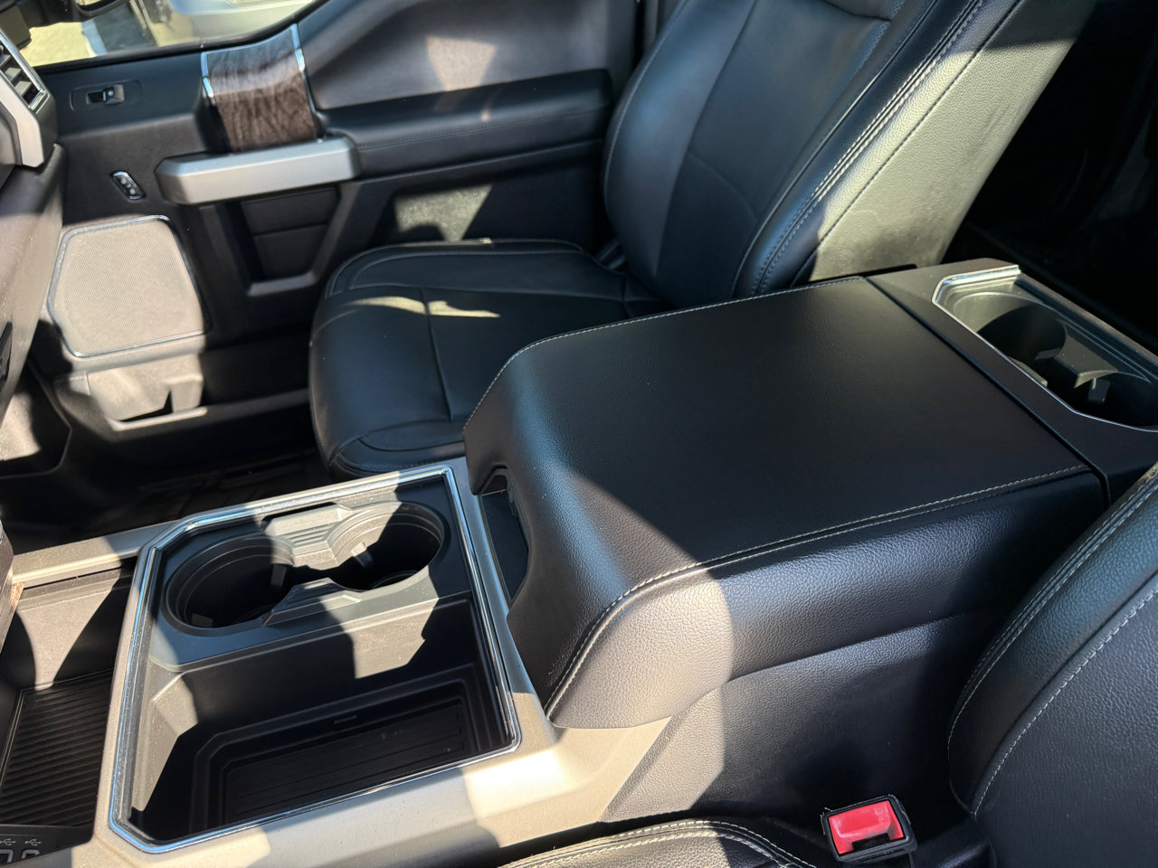 Used 2017 Ford F250 Lariat w/ Lariat Ultimate Package image 24