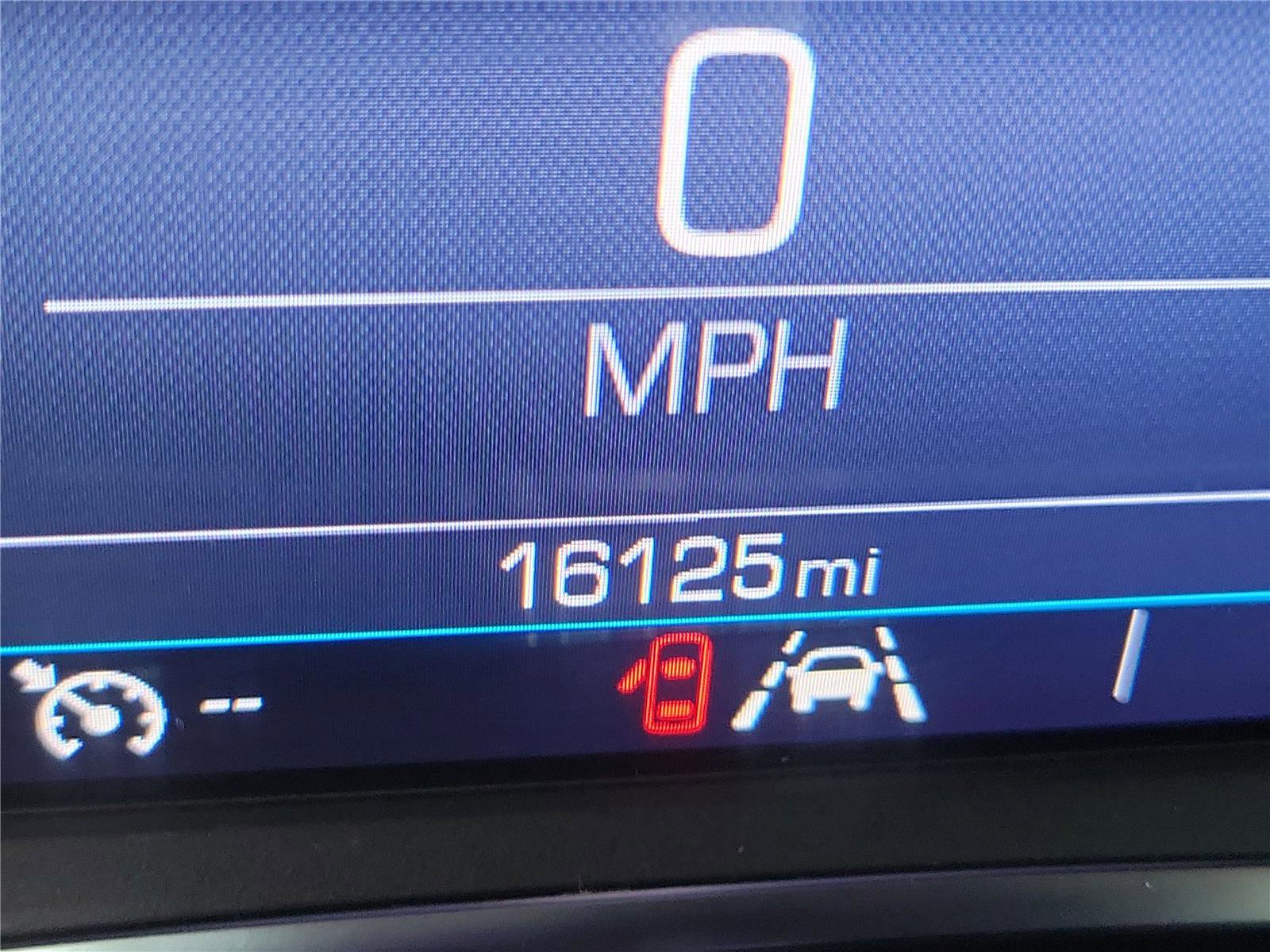 Used 2024 GMC Terrain SLE image 25