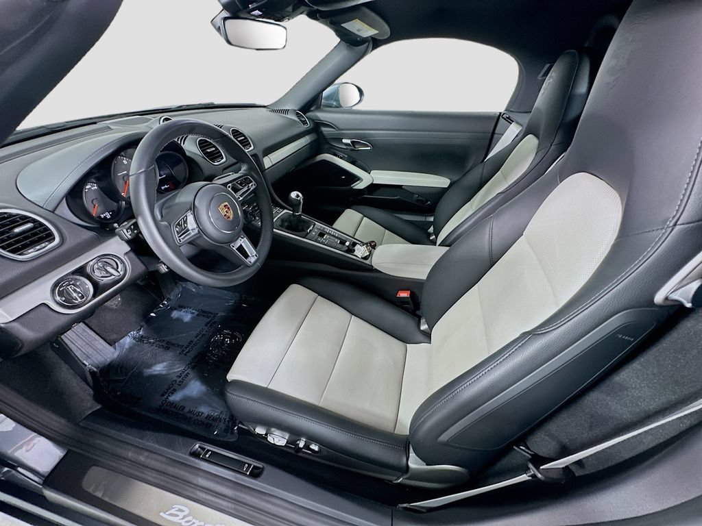 New 2025 Porsche 718 Boxster RWD image 5