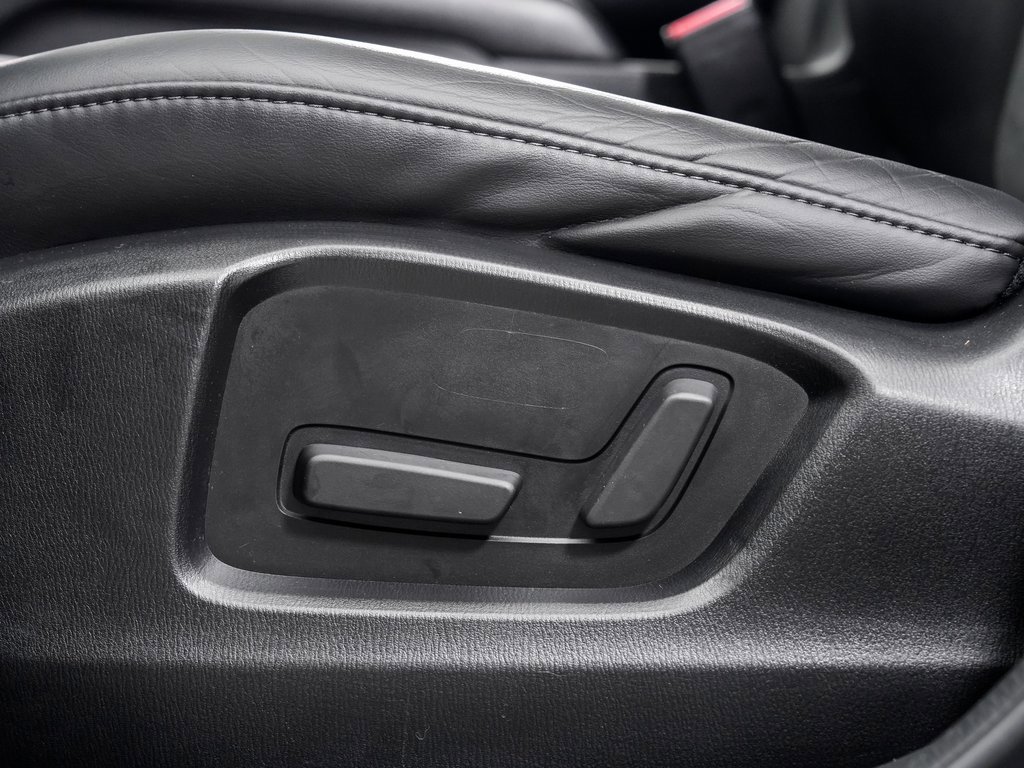 Used 2019 MAZDA CX-5 Touring image 11