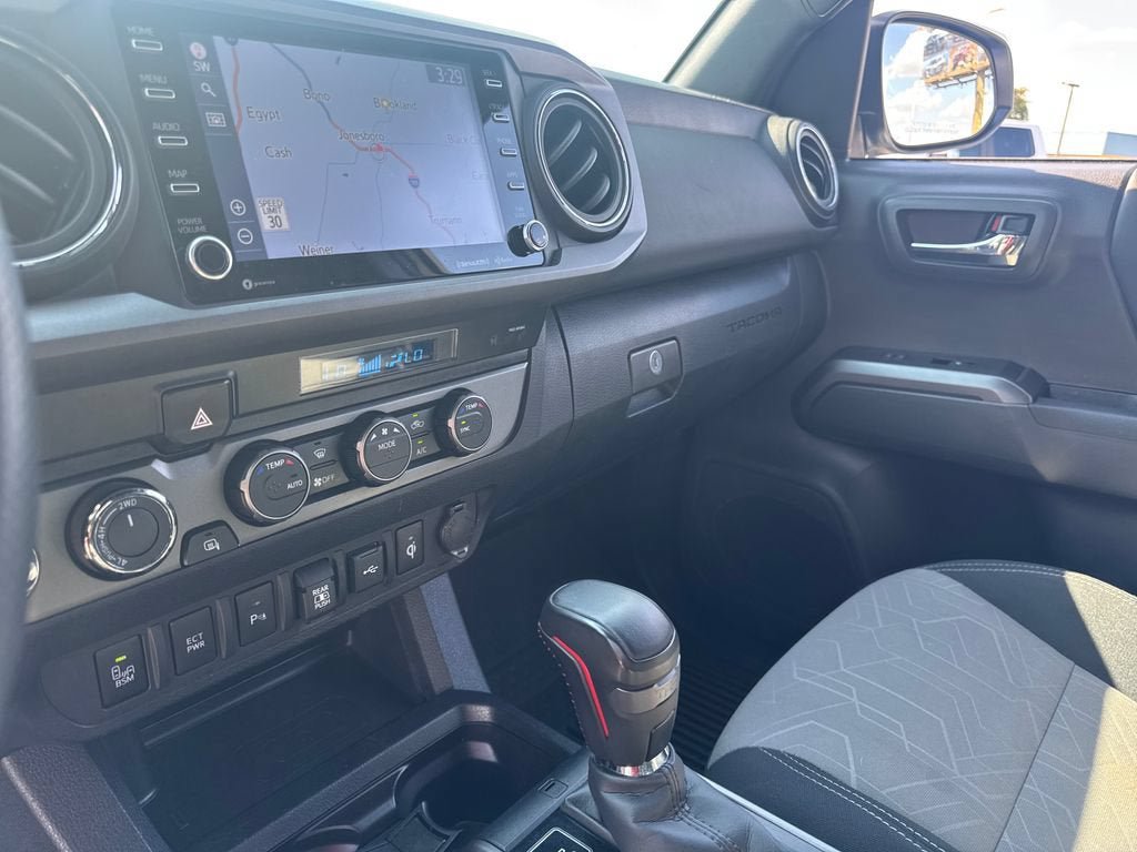 Used 2023 Toyota Tacoma TRD Sport w/ Technology Package AWD/4WD image 22