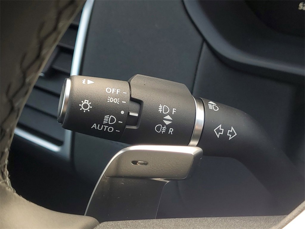 New 2026 Land Rover Discovery S image 15