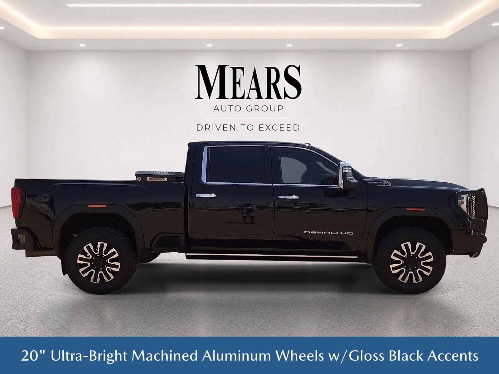Used 2026 GMC Sierra 2500 Denali Ultimate w/ Max Trailering Package AWD/4WD image 7