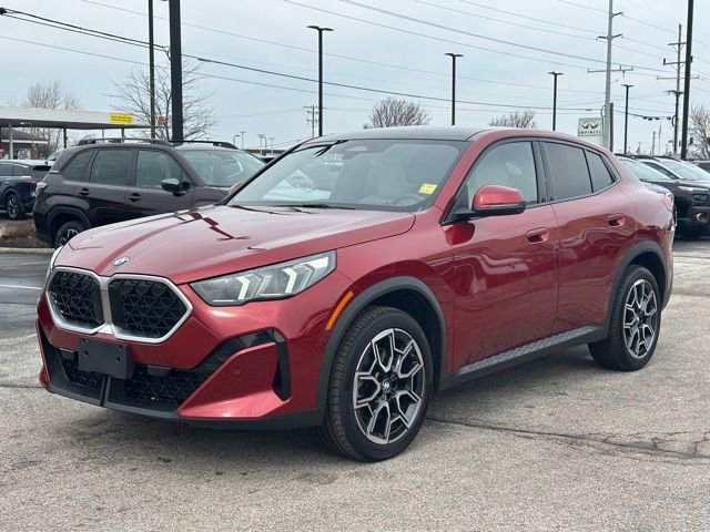 Certified 2025 BMW X2 xDrive28i image 3