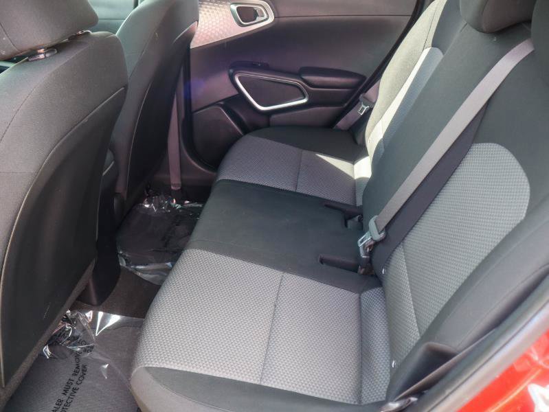 Used 2021 Kia Soul LX FWD image 11