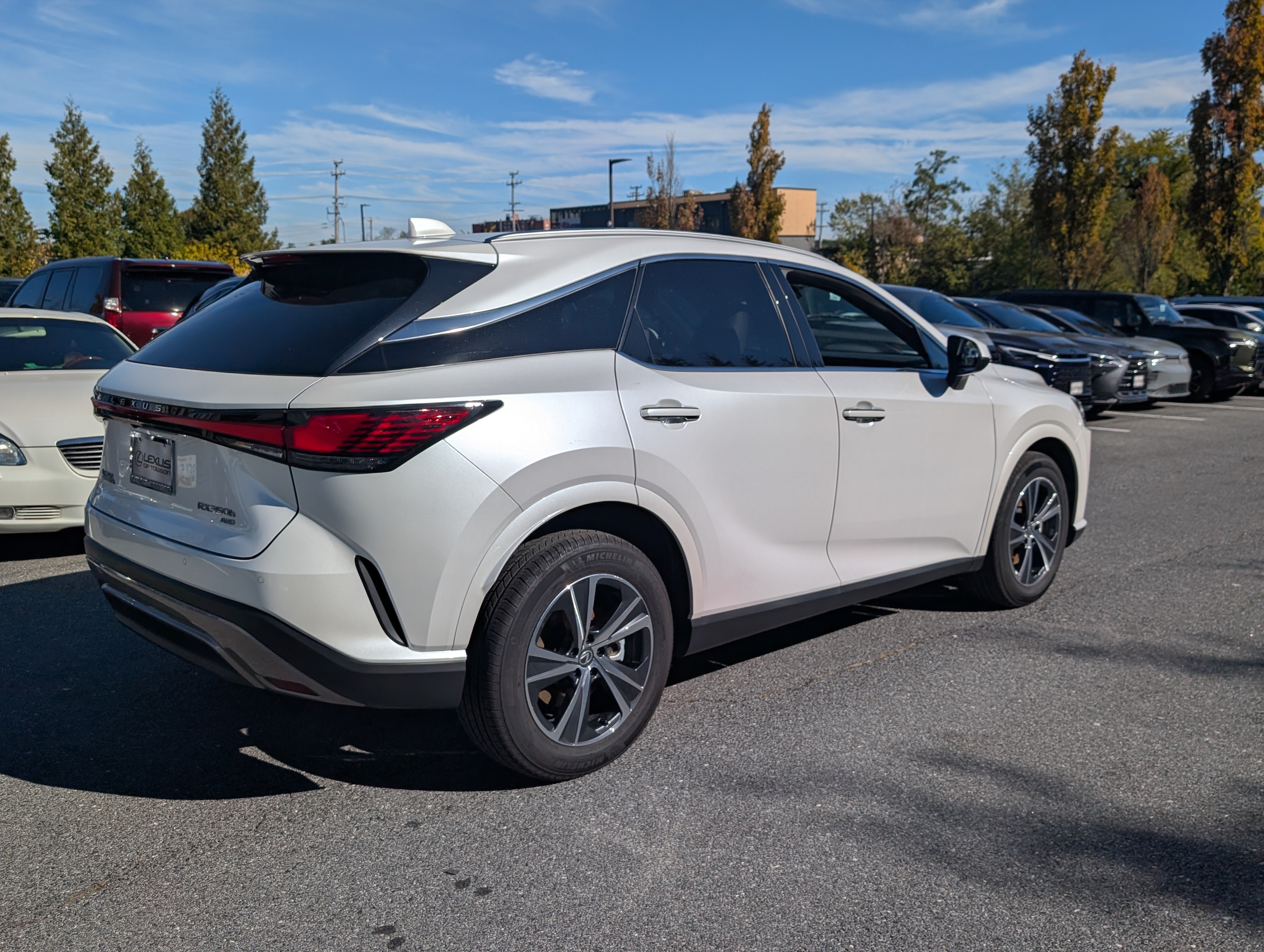 Used 2026 Lexus RX 350h AWD/4WD image 3