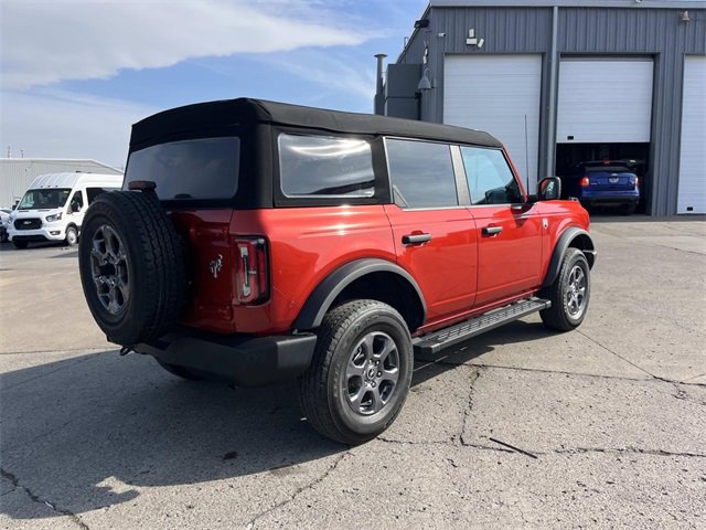 Used 2023 Ford Bronco Big Bend image 3