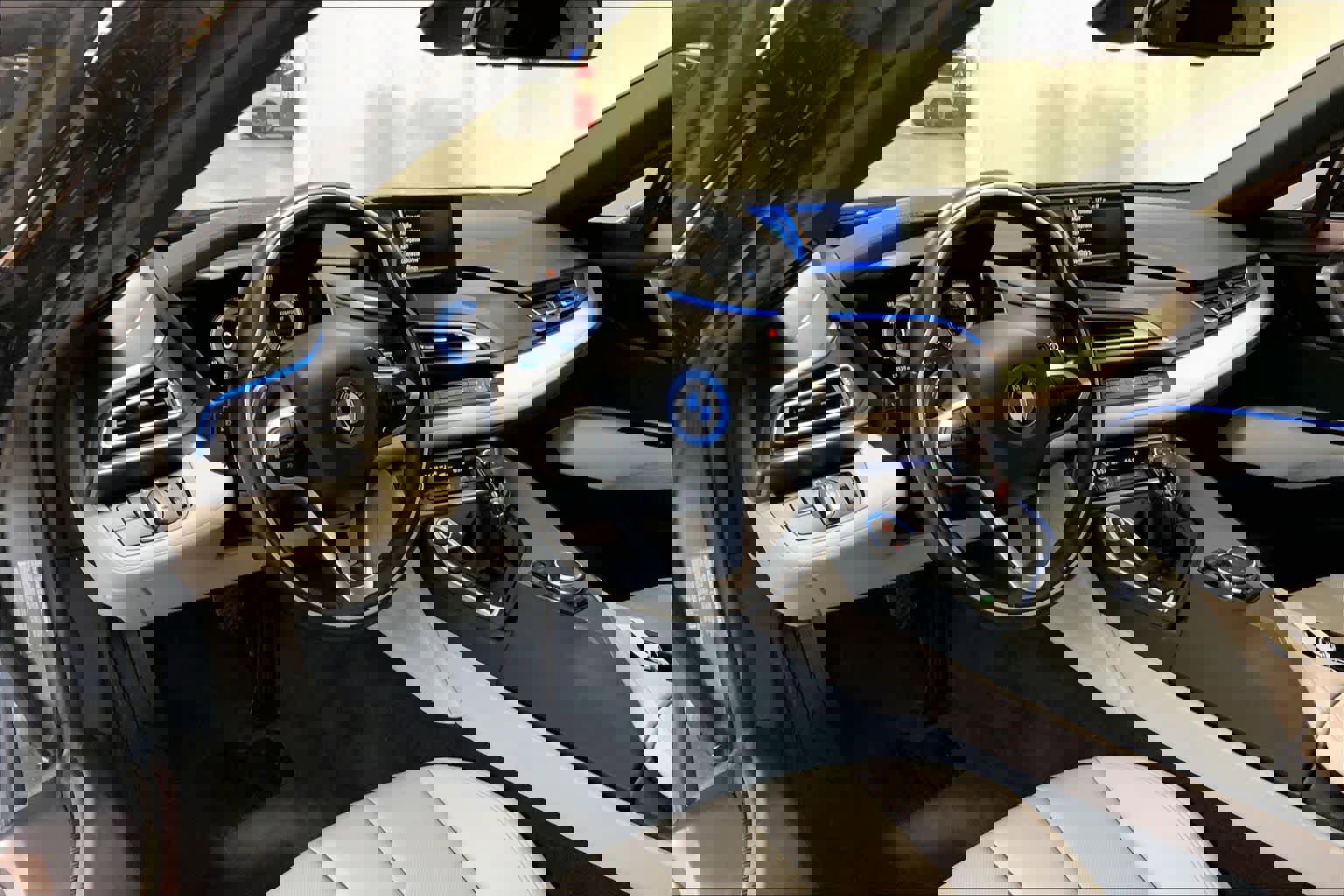 Used 2014 BMW i8 image 18