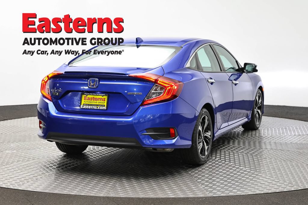 Used 2017 Honda Civic Touring image 5
