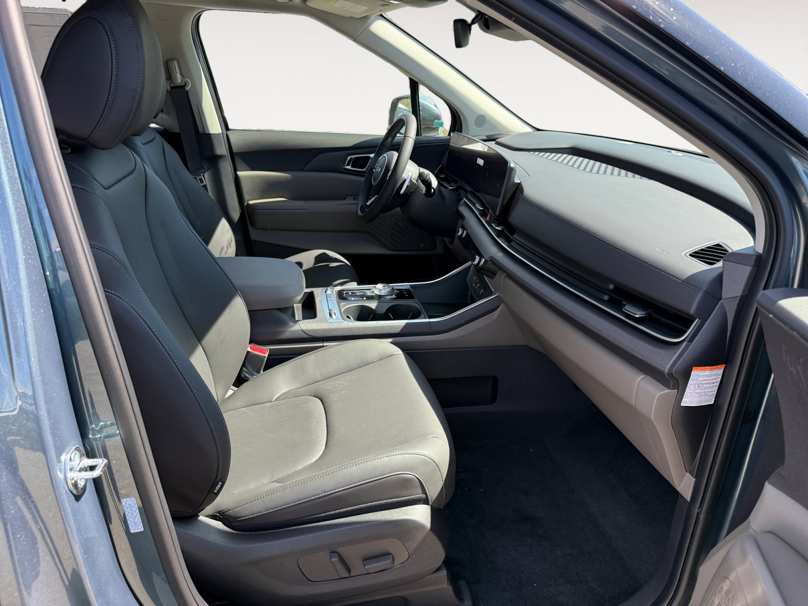 New 2026 Kia Carnival SX image 18