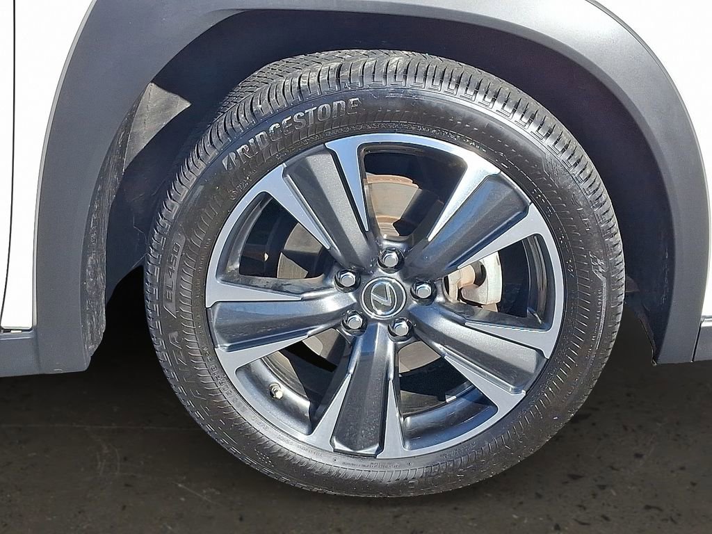 Used 2019 Lexus UX 250h image 9