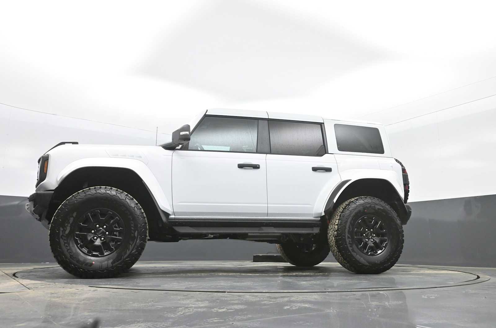 New 2025 Ford Bronco Raptor image 31
