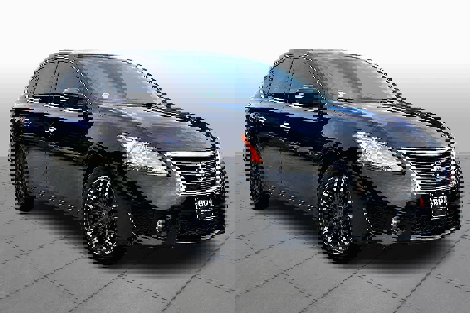 Used 2015 Nissan Sentra SR image 3