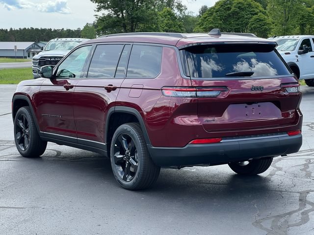 New 2026 Jeep Grand Cherokee L Limited w/ Limited Altitude Package AWD/4WD image 9