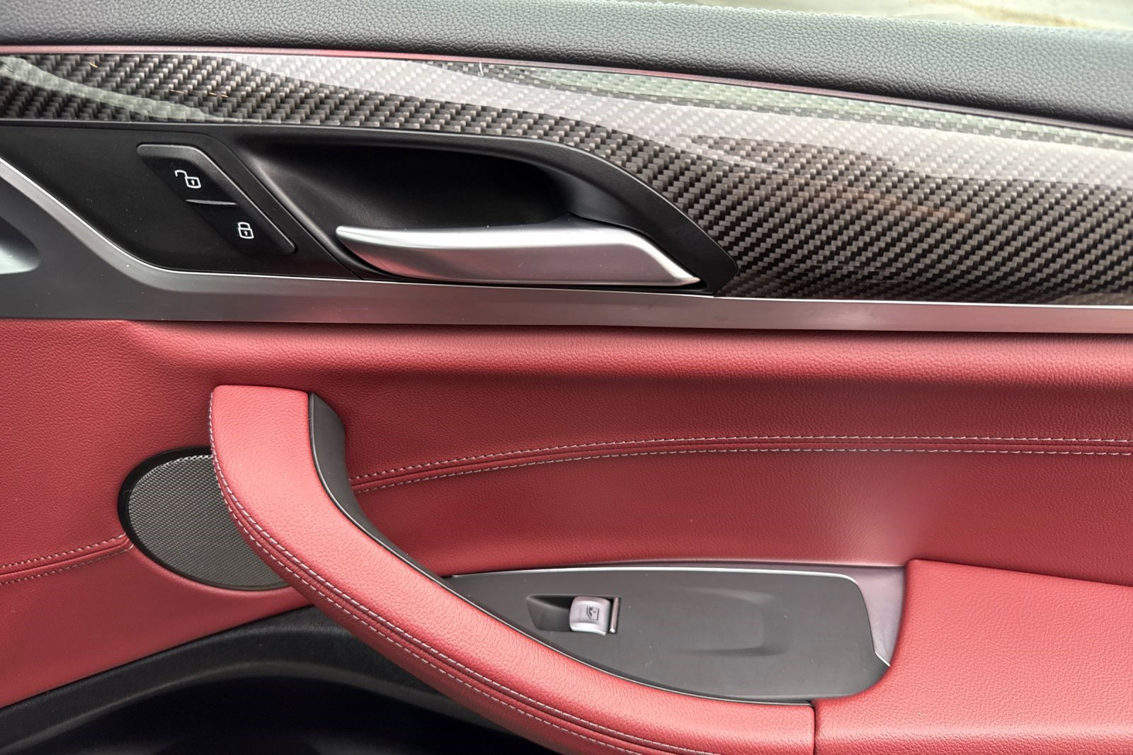 Certified 2021 BMW X4 xDrive30i w/ Executive Package image 21