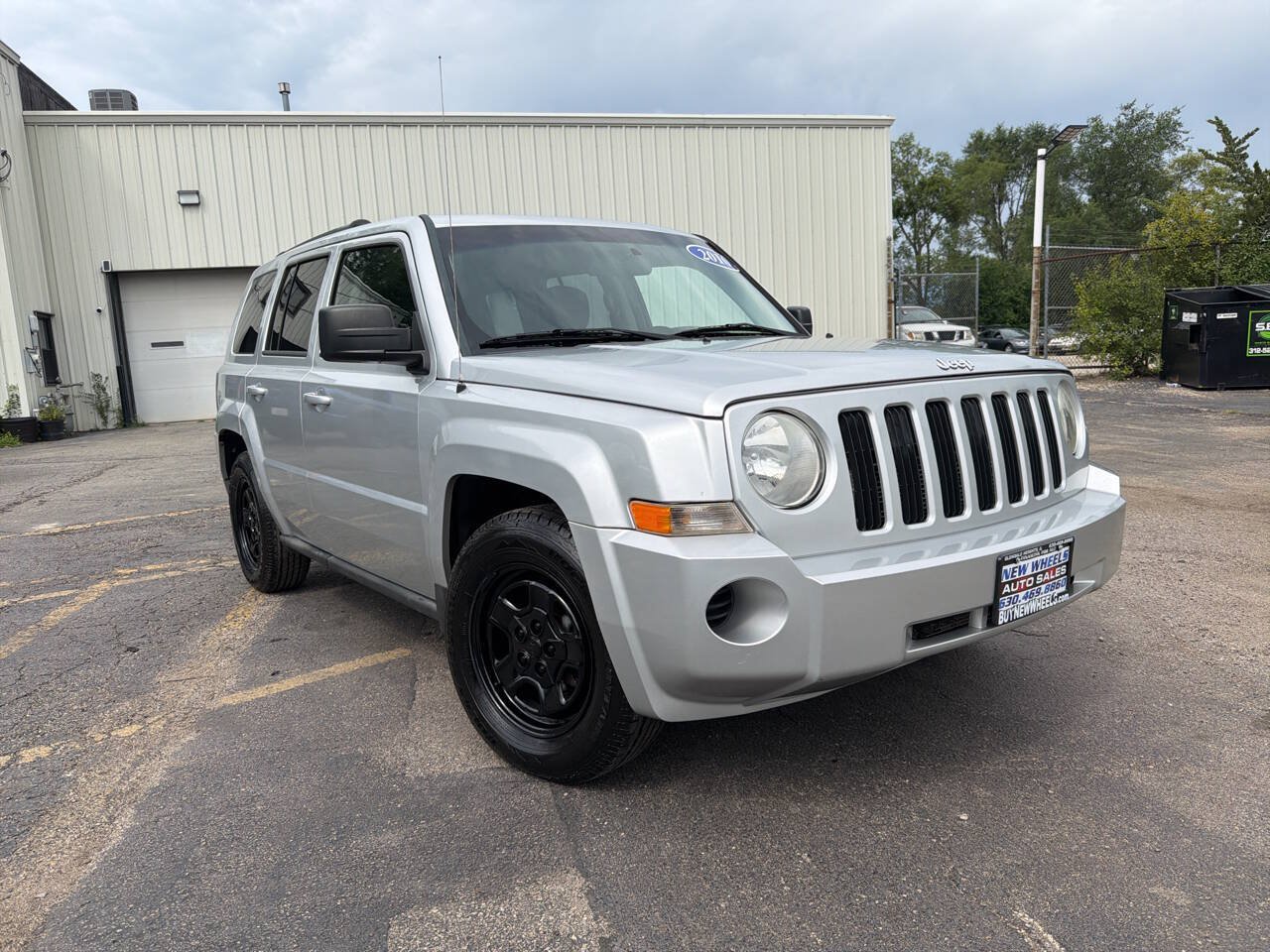 Used 2010 Jeep Patriot Sport w/ PWR Equipment Group FWD image 8