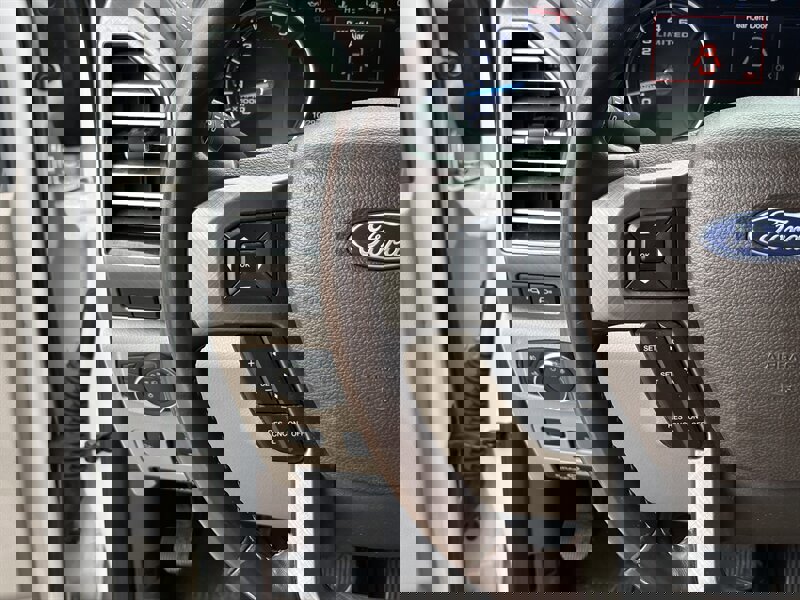 Used 2019 Ford F350 Limited image 16