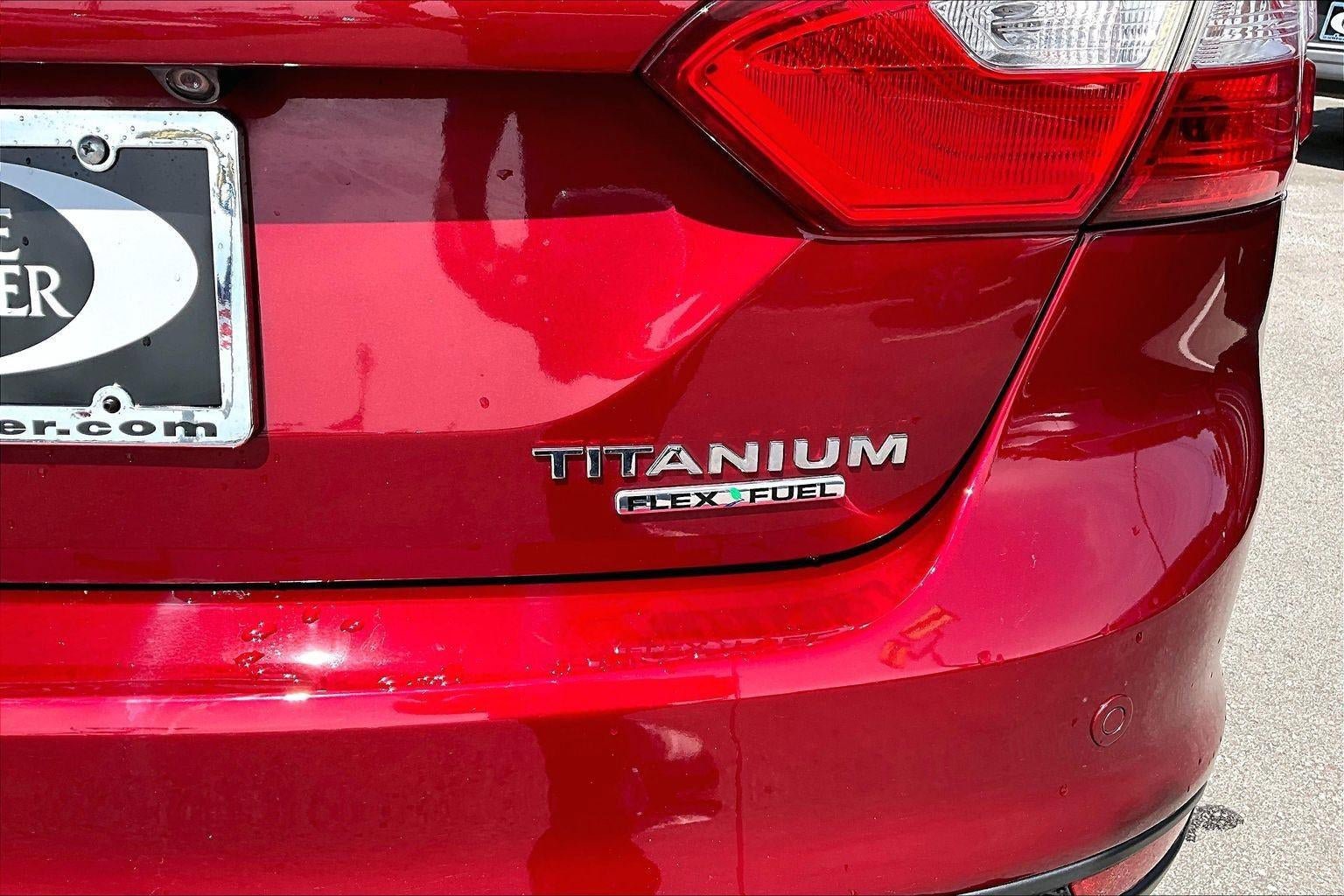 Used 2013 Ford Focus Titanium w/ Titanium Handling Pkg FWD image 8