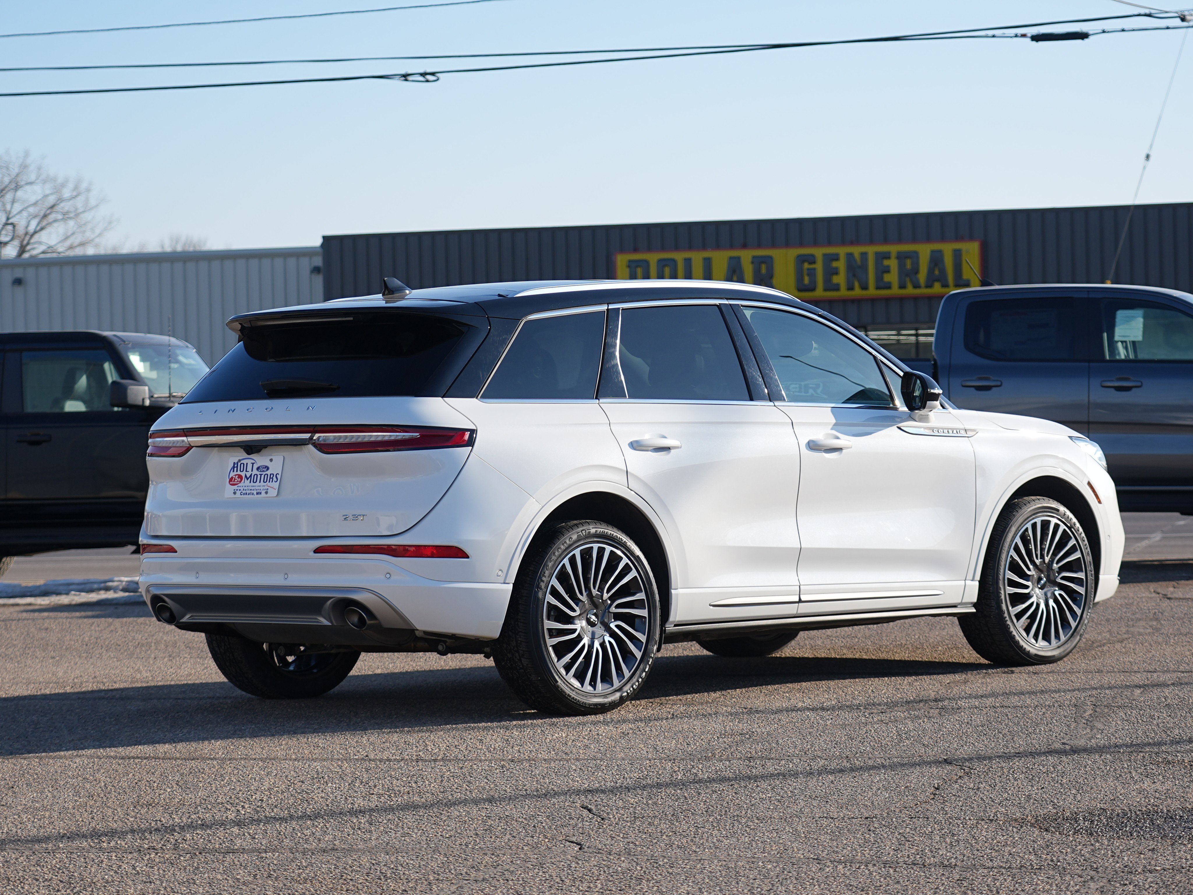 Used 2020 Lincoln Corsair Reserve w/ Equipment Group 202A image 3