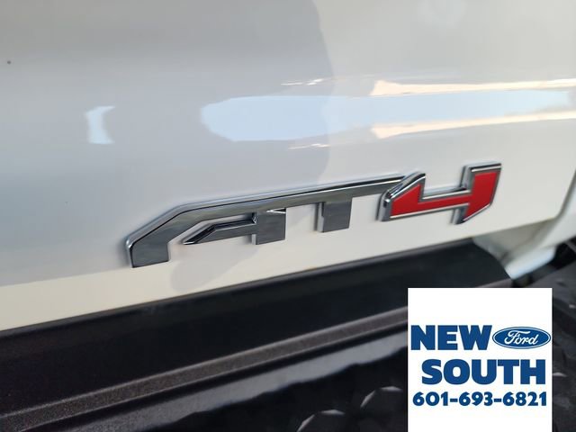 Used 2024 GMC Canyon AT4 w/ AT4 Premium Package image 37