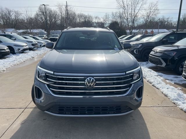 New 2026 Volkswagen Atlas SE image 2