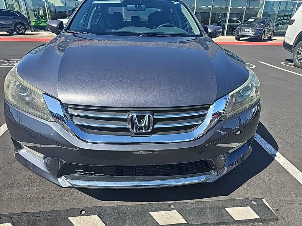 Used 2015 Honda Accord Sport image 2