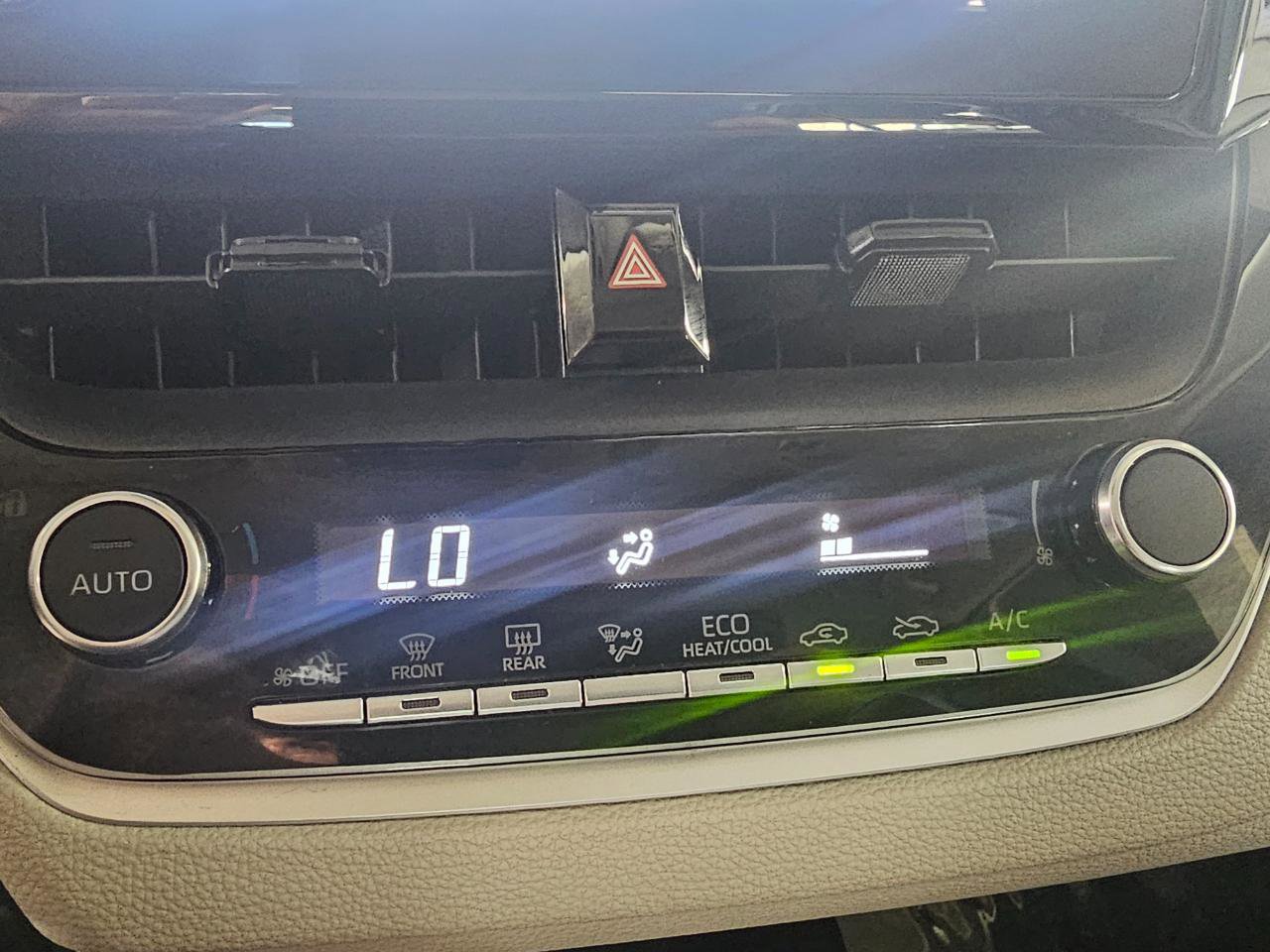 Used 2023 Toyota Corolla LE image 35