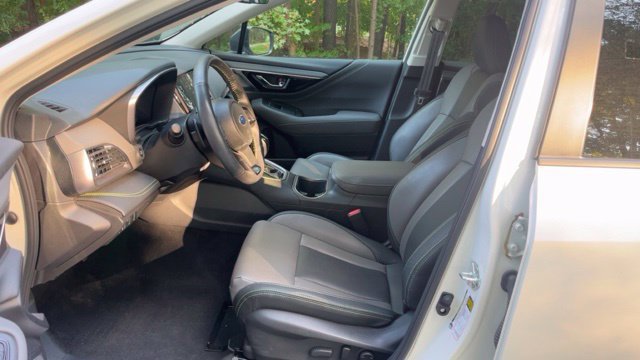 Used 2024 Subaru Outback Onyx Edition AWD/4WD image 5