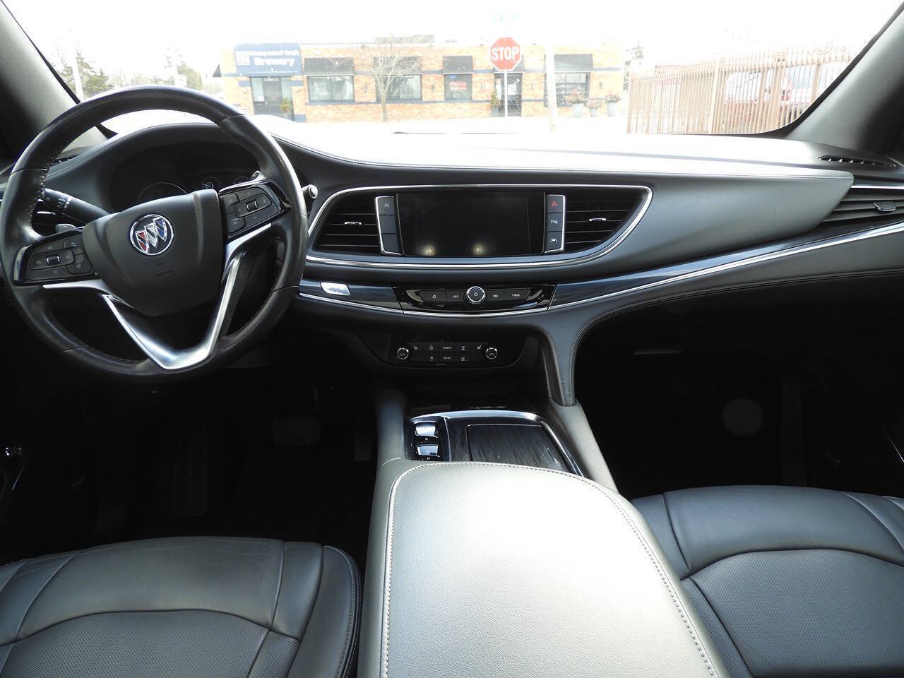 Used 2022 Buick Enclave Essence w/ Experience Buick Package FWD image 24