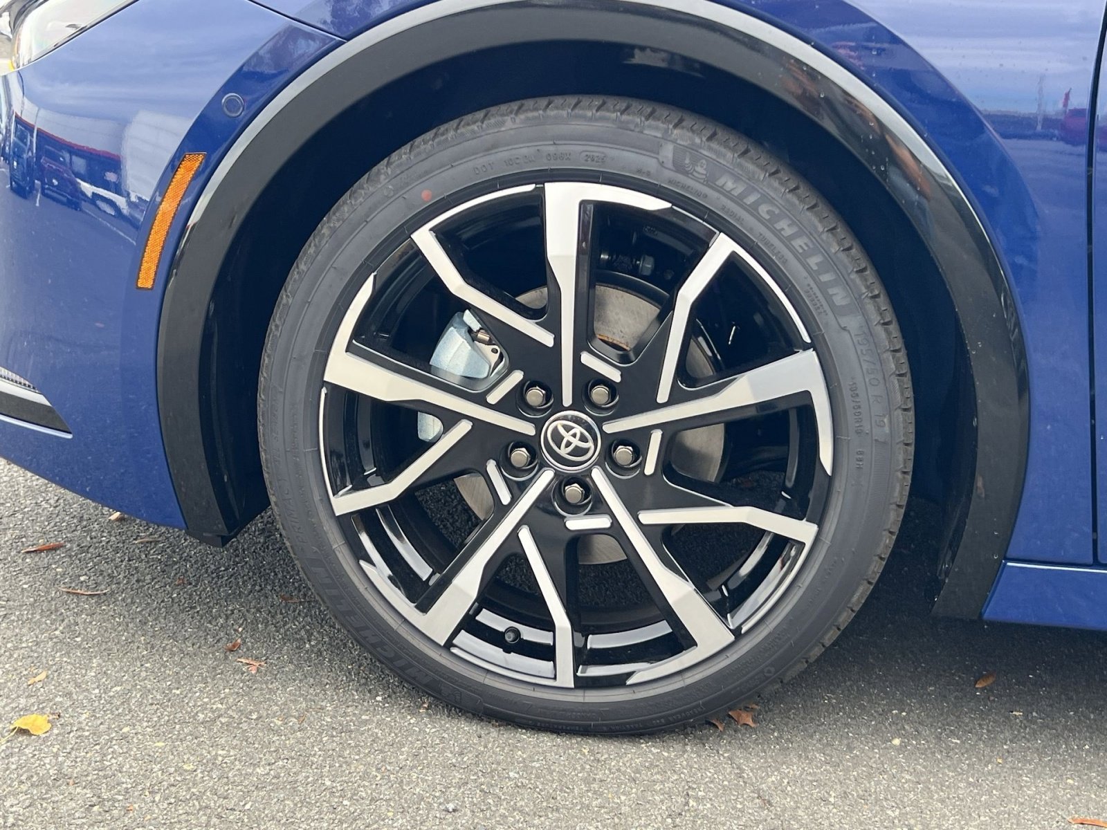 New 2026 Toyota Prius Plug-In Hybrid image 5