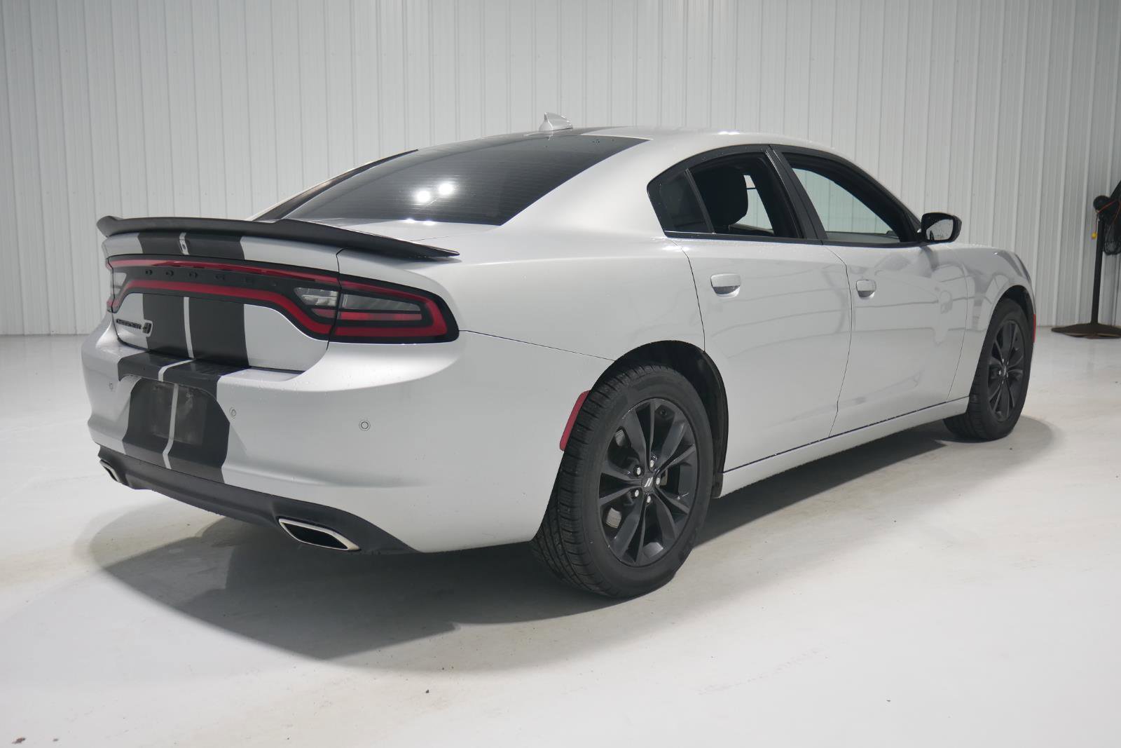 Used 2022 Dodge Charger SXT w/ Blacktop Package image 5